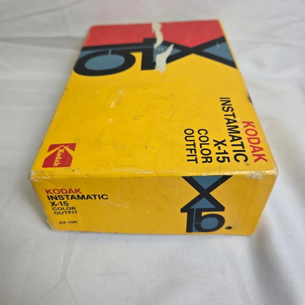 Kodak Instamatic X-15 Color Outfit Camera, Vtg 70s/80s,‎ Untested